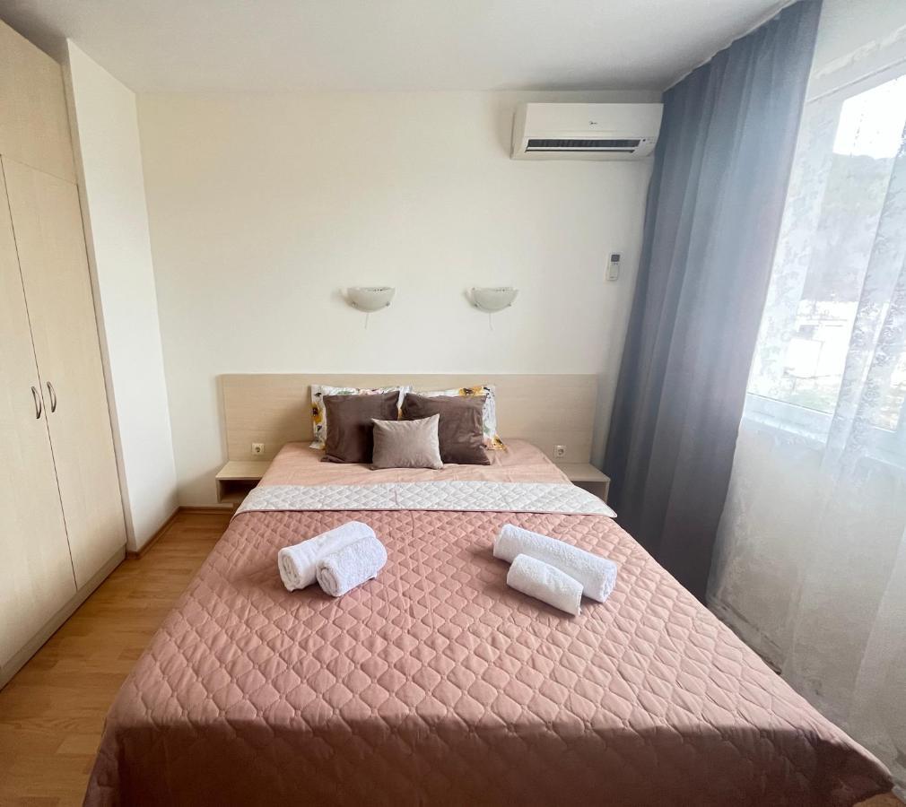 Harmony Hills Poseidon Apartment Рогачево Екстериор снимка
